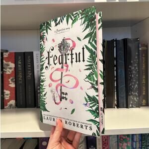 Waterstones Special Edition Fearful By Lauren Roberts